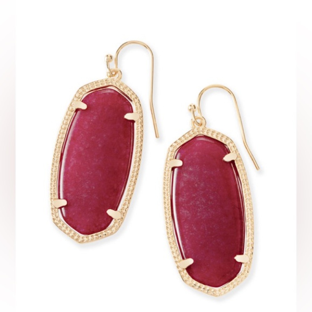 Kendra Scott Elle Drop Earrings in Gold / Maroon 2” stone